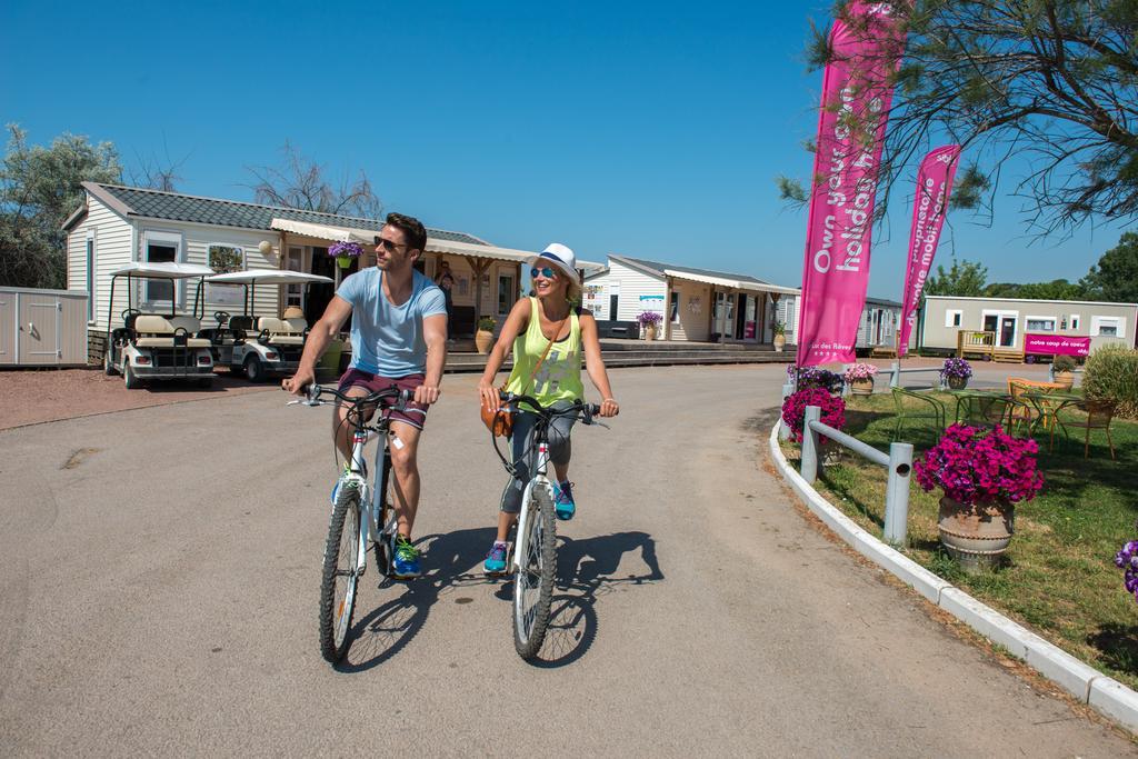 Camping Officiel Siblu Le Lac Des Reves Lattes Kültér fotó