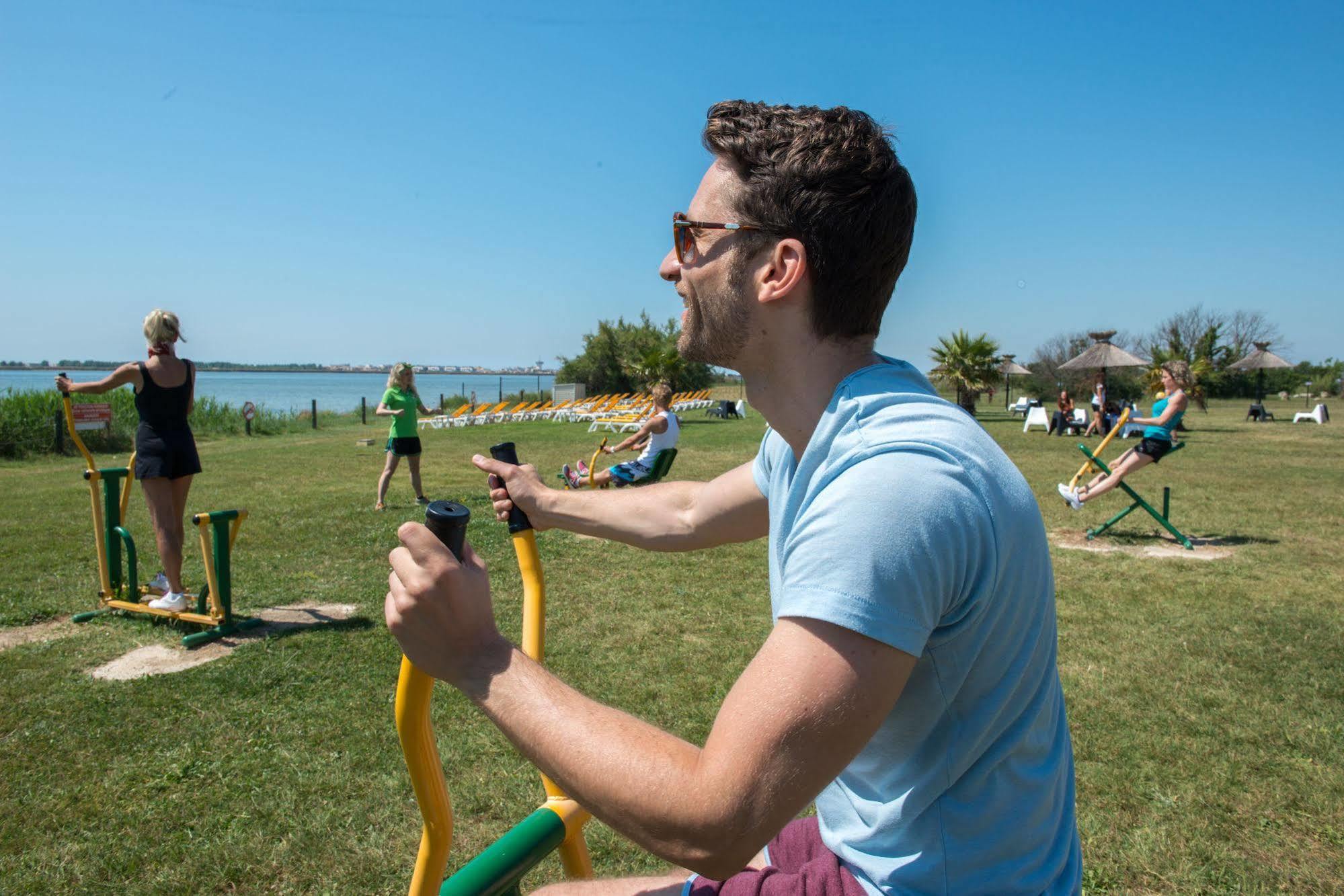 Camping Officiel Siblu Le Lac Des Reves Lattes Kültér fotó
